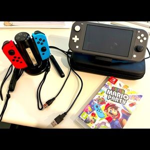 Nintendo Switch Lite w/controls and game